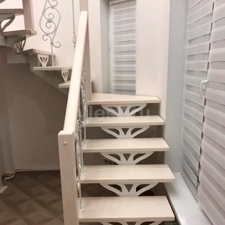 Лестница П-образная на монокосоуре Mono Style Виктория