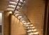 Лестницы с ограждением из стекла в дизайне интерьера