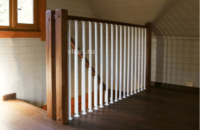 Ограждения для лестниц — что лучше выбрать