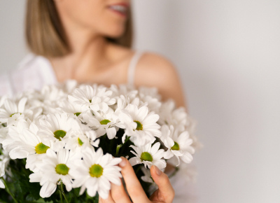 С 8 марта наши дорогие дамы!