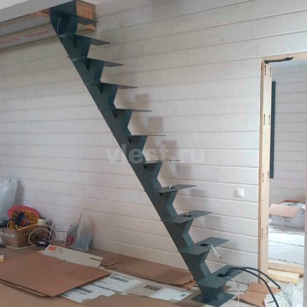 Металлический каркас лестницы Mono Style Эстет-3