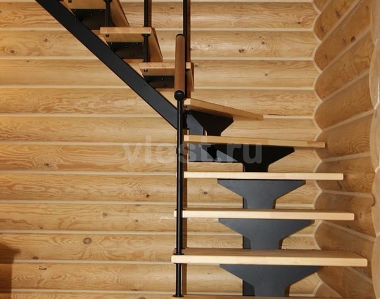 Лестница Г-образная на монокосоуре Mono Style Амелия