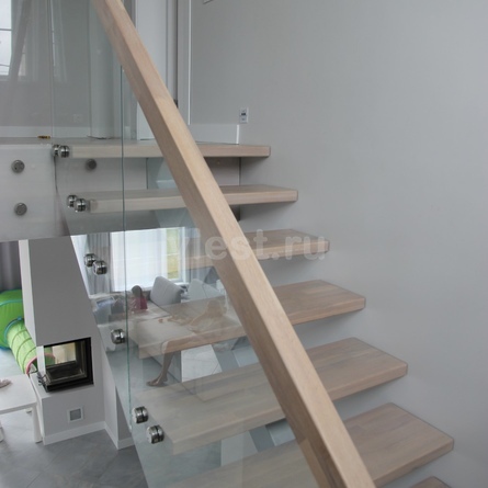 Лестница П-образная на монокосоуре Mono Style Муза