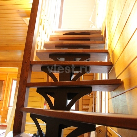Лестница Г-образная на монокосоуре Mono Style Арден