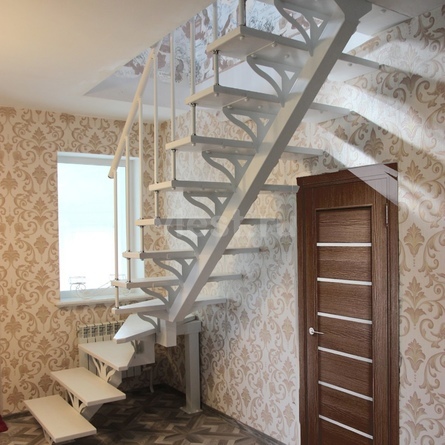Лестница Г-образная на монокосоуре Mono Style Беверли