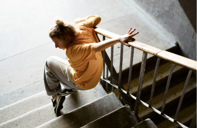 Как выбрать безопасное ограждение для лестницы